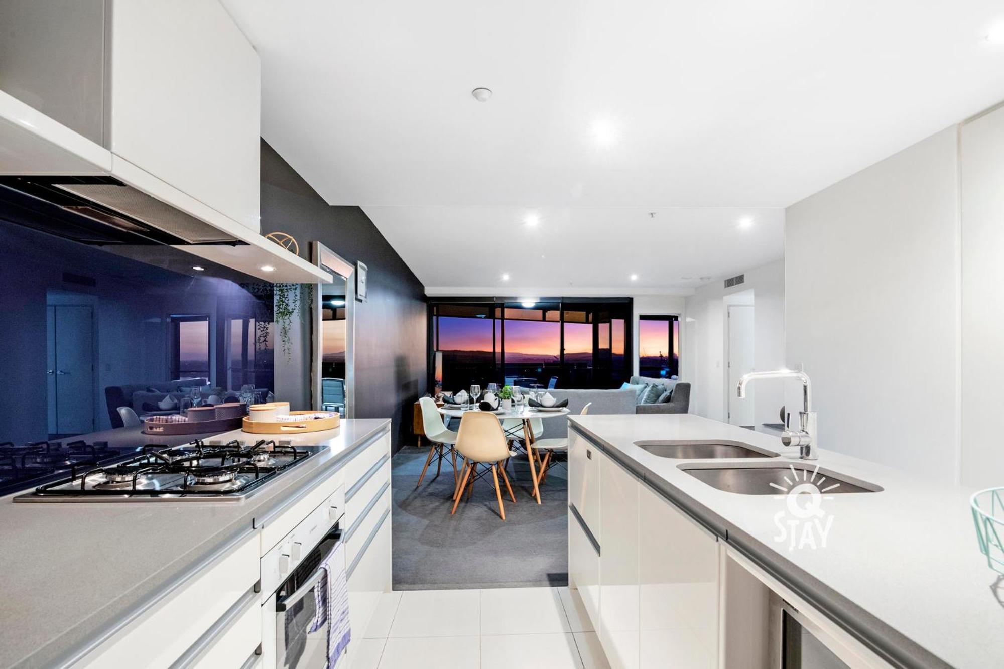Circle On Cavill Surfers Paradise Mid Week Madness Deal - Q Stay Gold Coast Kültér fotó