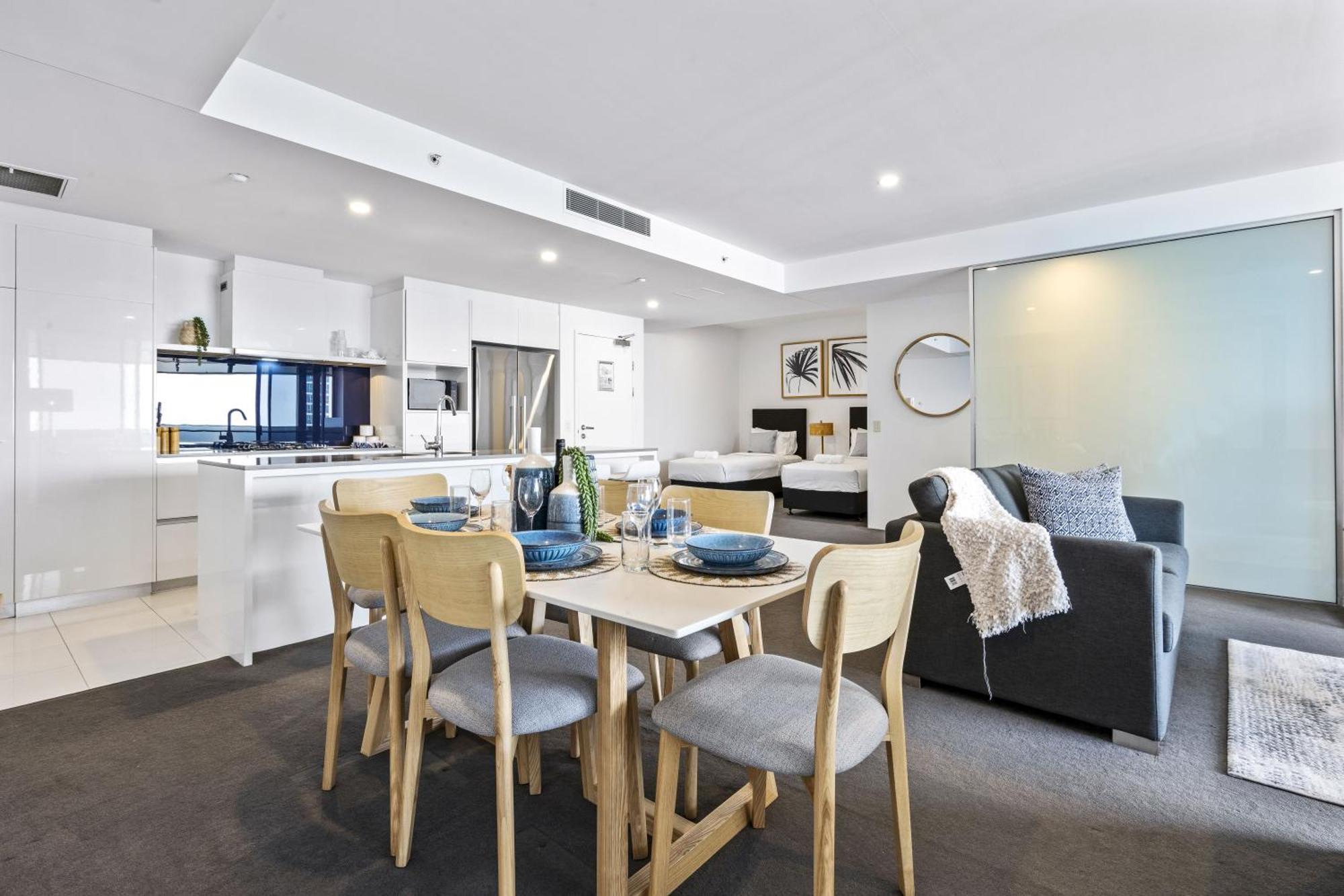 Circle On Cavill Surfers Paradise Mid Week Madness Deal - Q Stay Gold Coast Kültér fotó